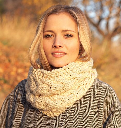 Free Chunky Cable Cowl Pattern