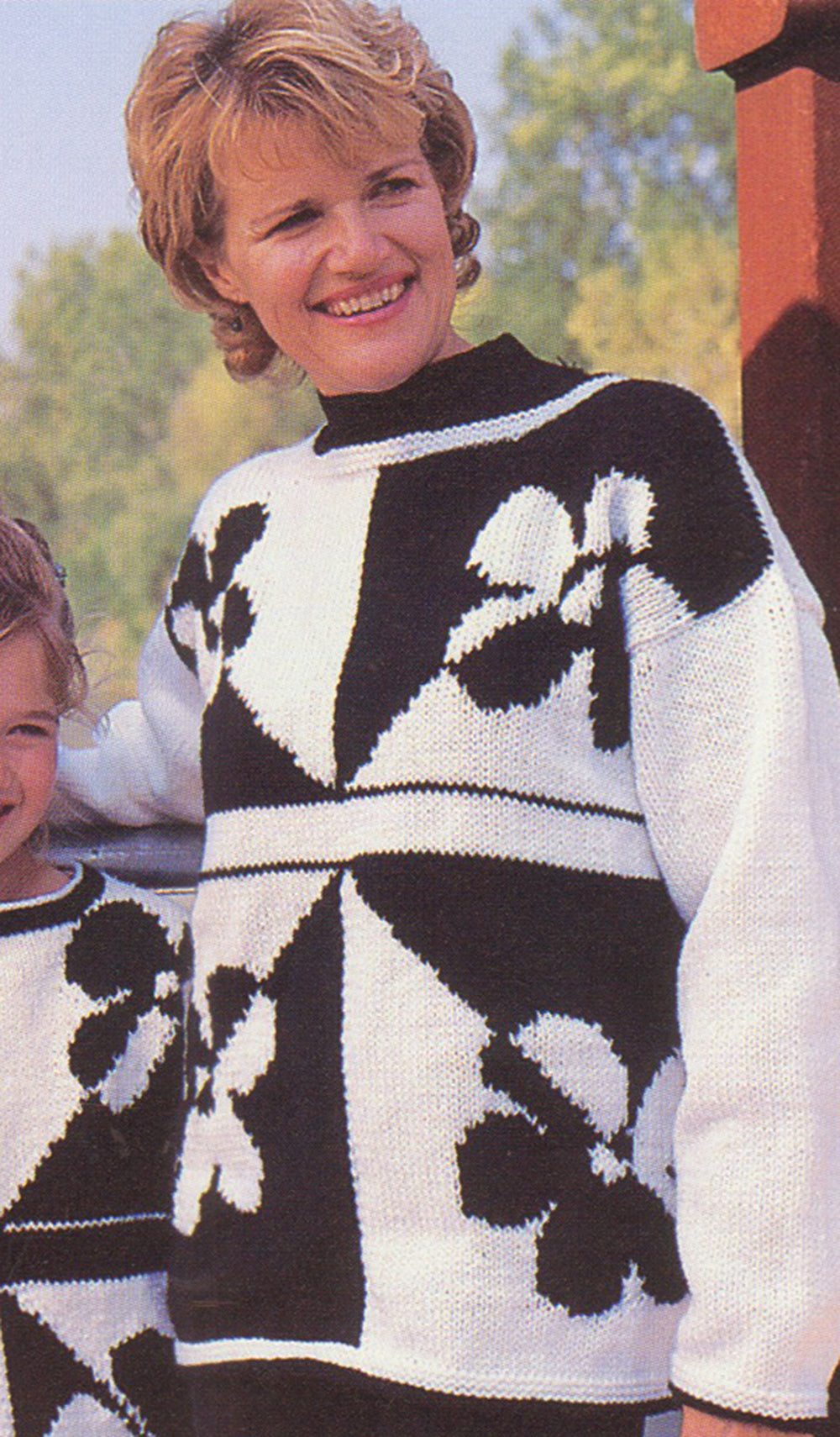 Flower Power Moda Mom's Flower Power Sweater Pattern – Mary Maxim Ltd
